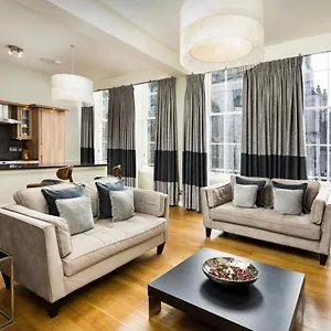 Old Town Suites - Royal Mile Aparthotel Edinburgh